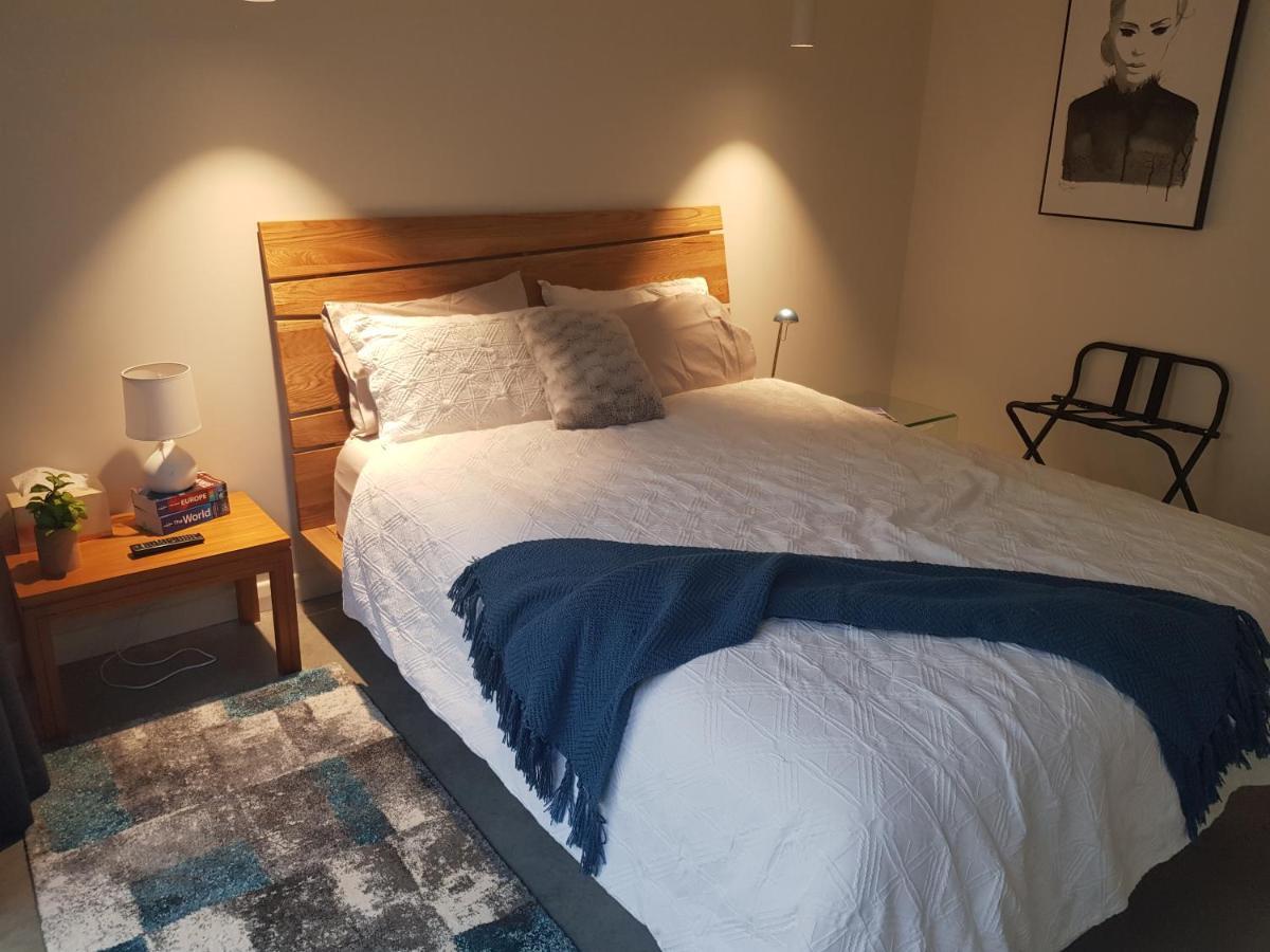 Modern, Private And Close To Town. Albury Esterno foto